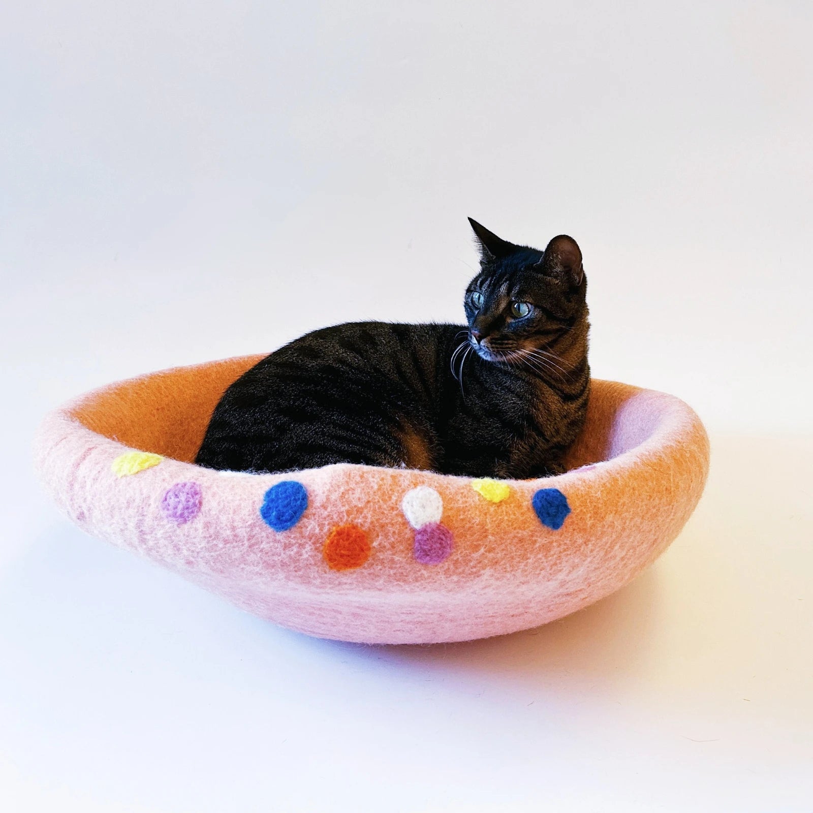 Candy House | Natural Wool Felt Cat Cave