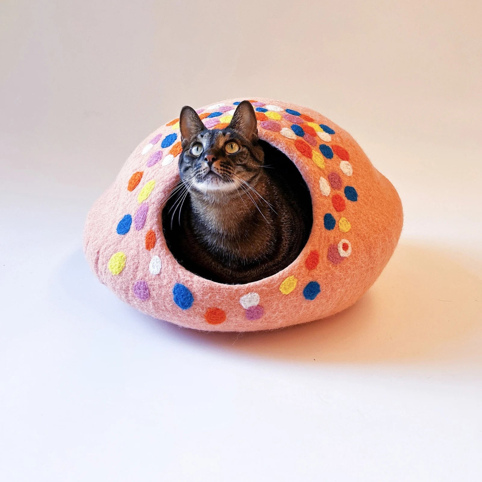 Candy House | Natural Wool Felt Cat Cave