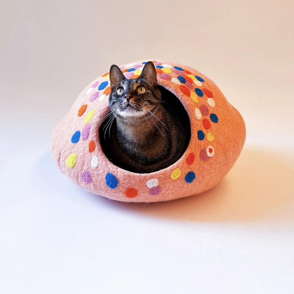 Candy House | Natural Wool Felt Cat Cave