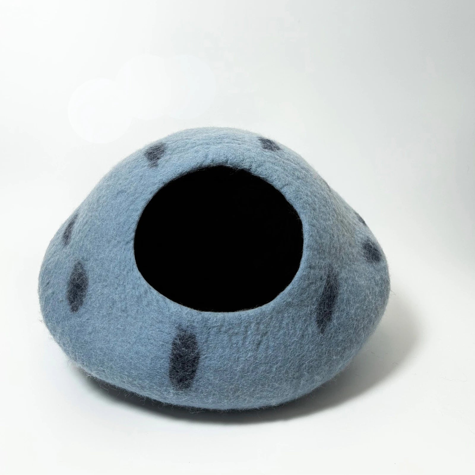 Blue Crystal | Natural Wool Felt Cat Cave