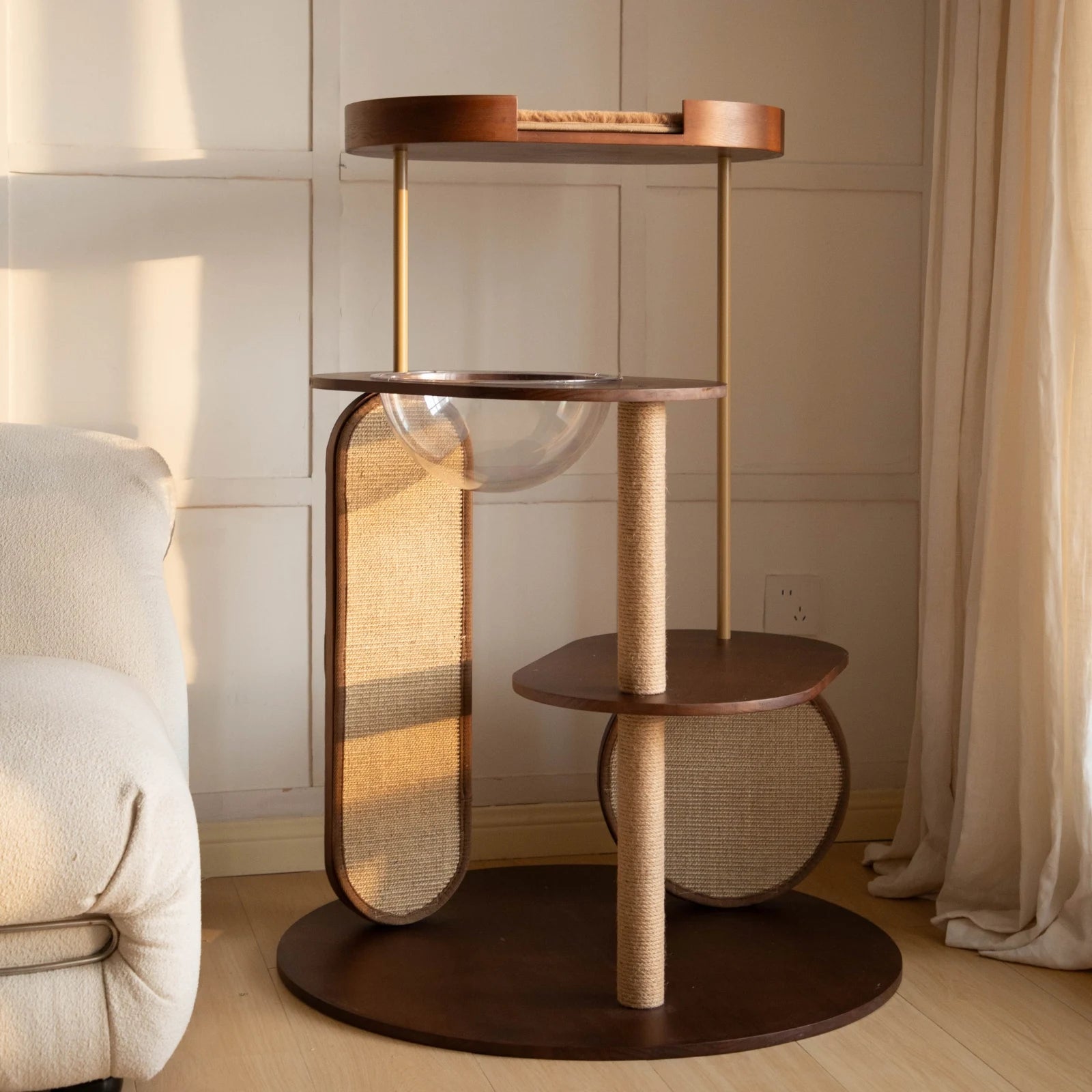 Catime | Wooden Cat Tower