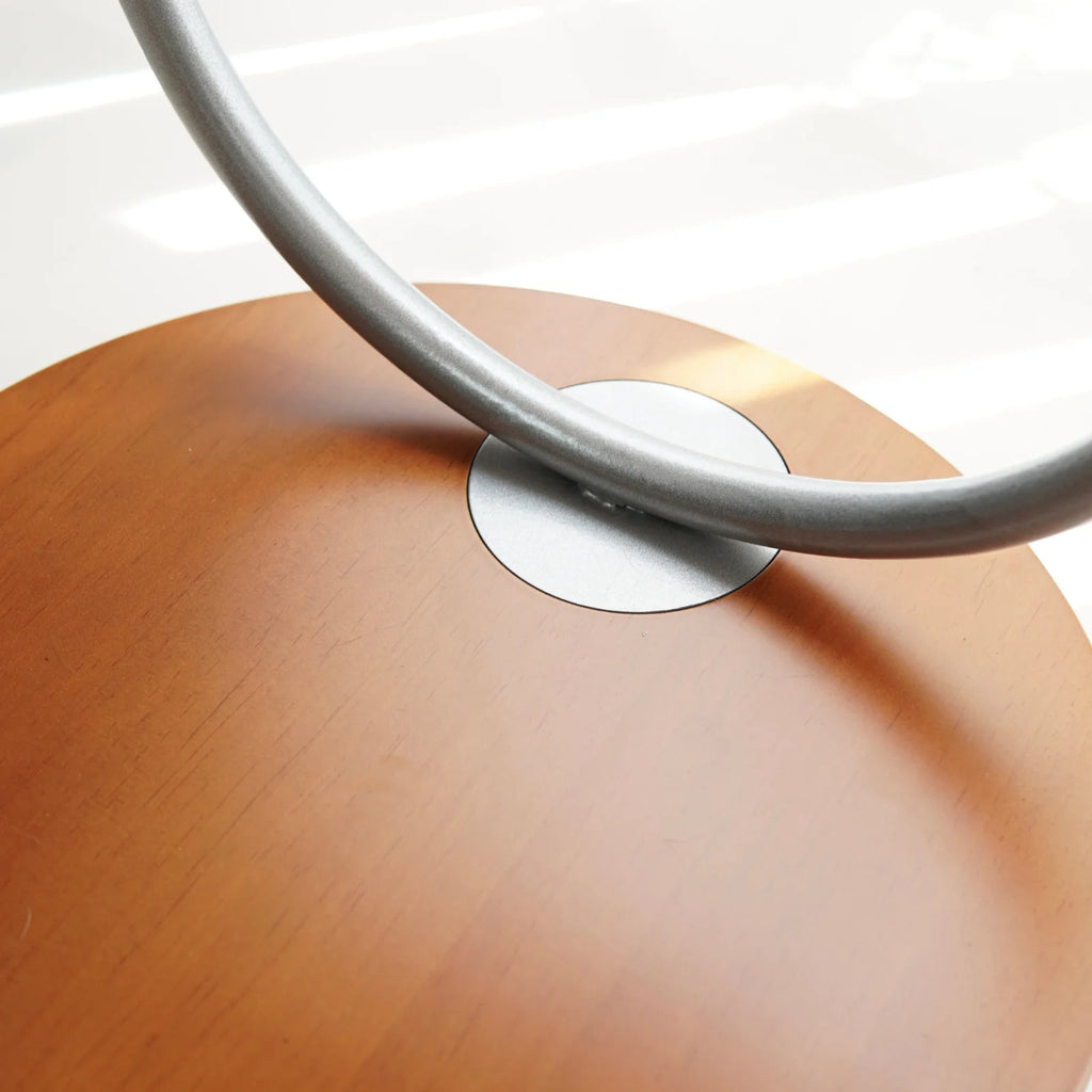 Cita | Floating Cat Table