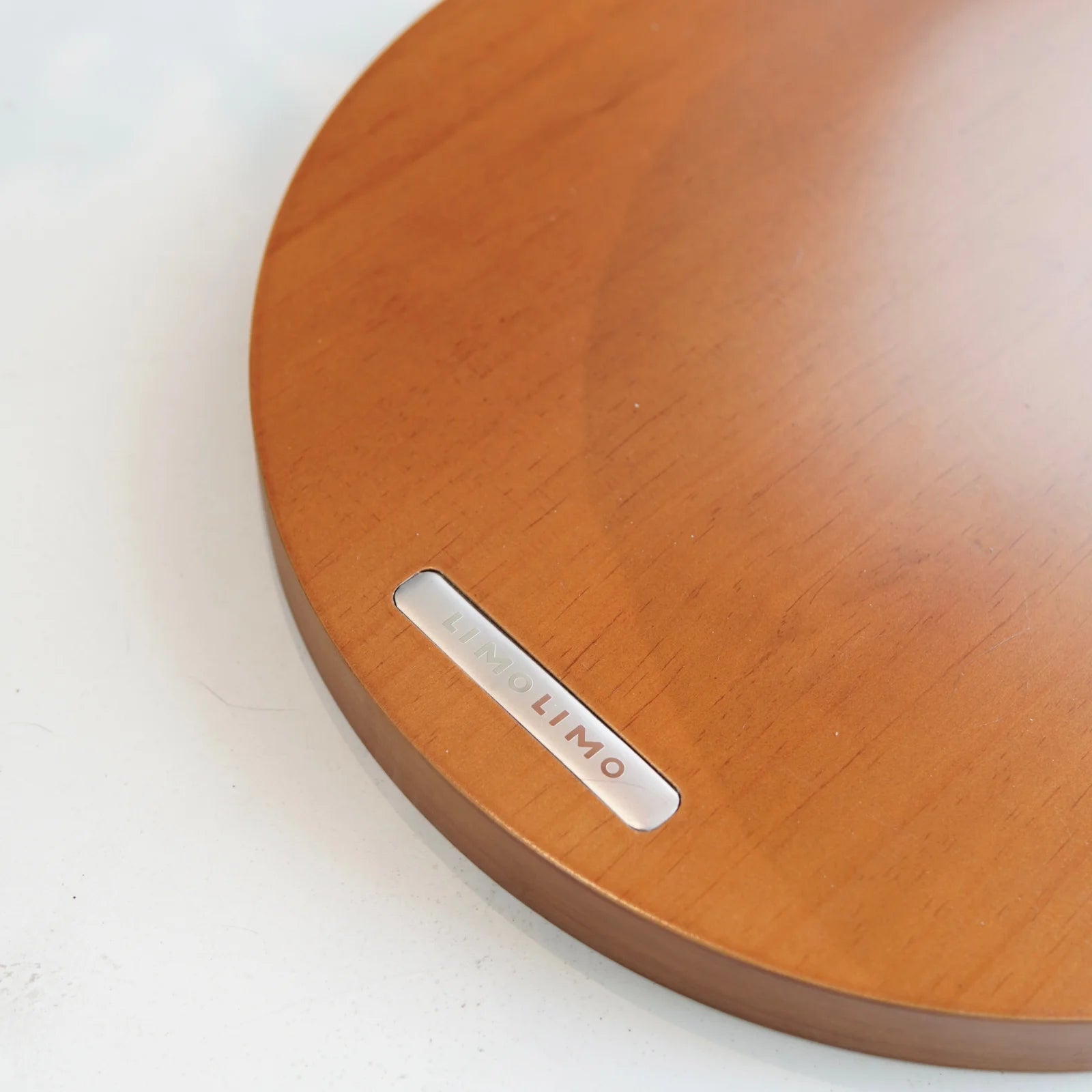 Cita | Floating Cat Table