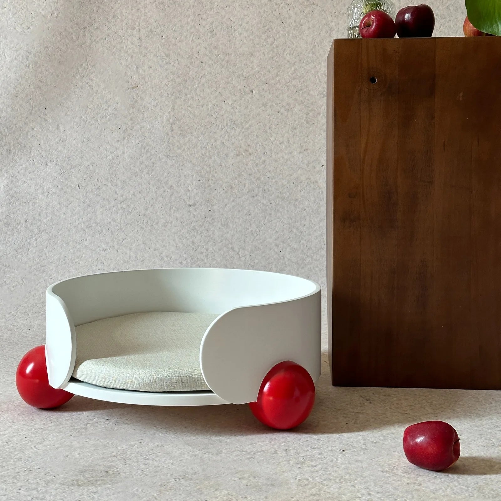 HugMe Wooden Cat Bed