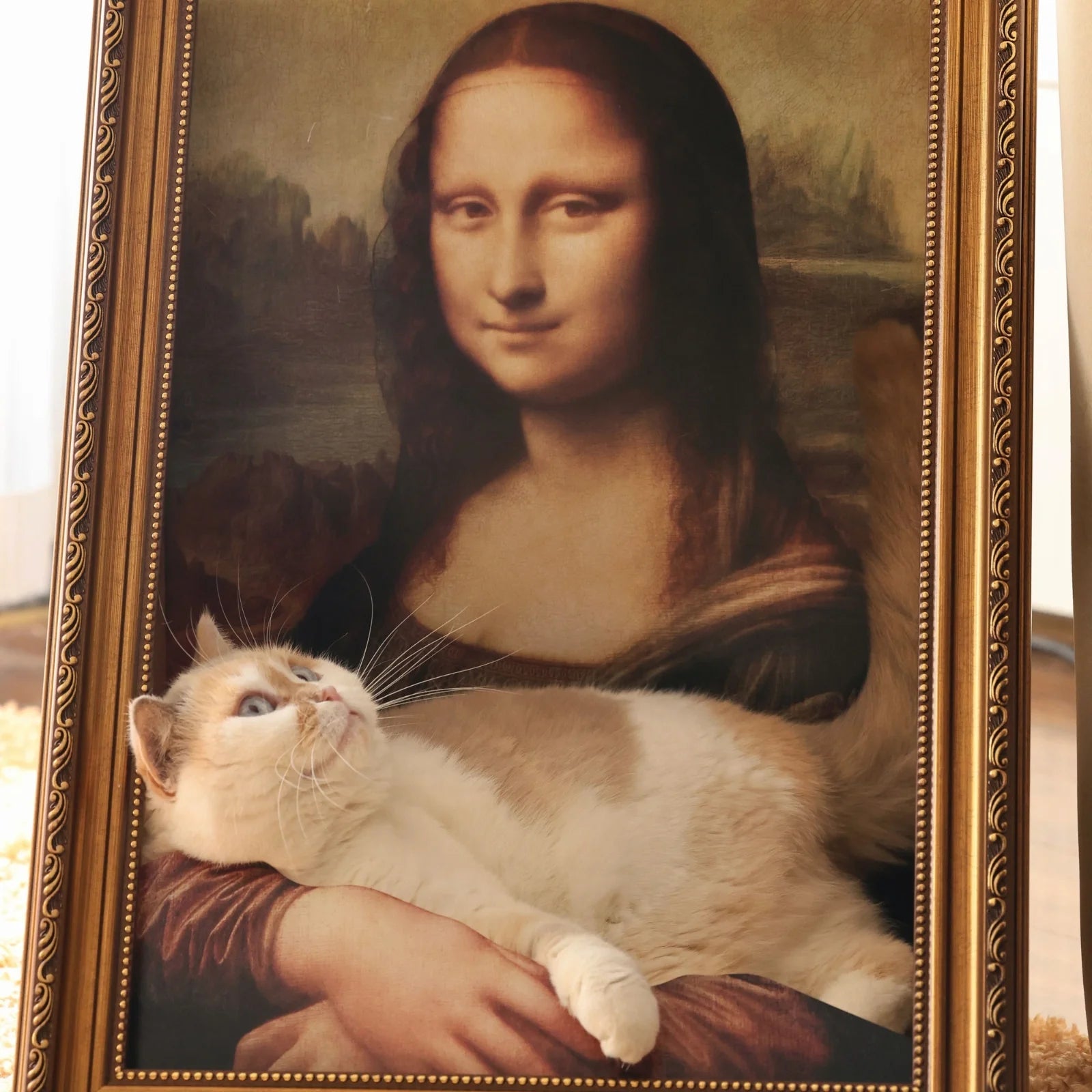 Meow Art Collection | Mona Lisa Scratcher
