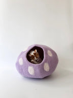 Taro Bobo | Natural Wool Felt Cat Cave
