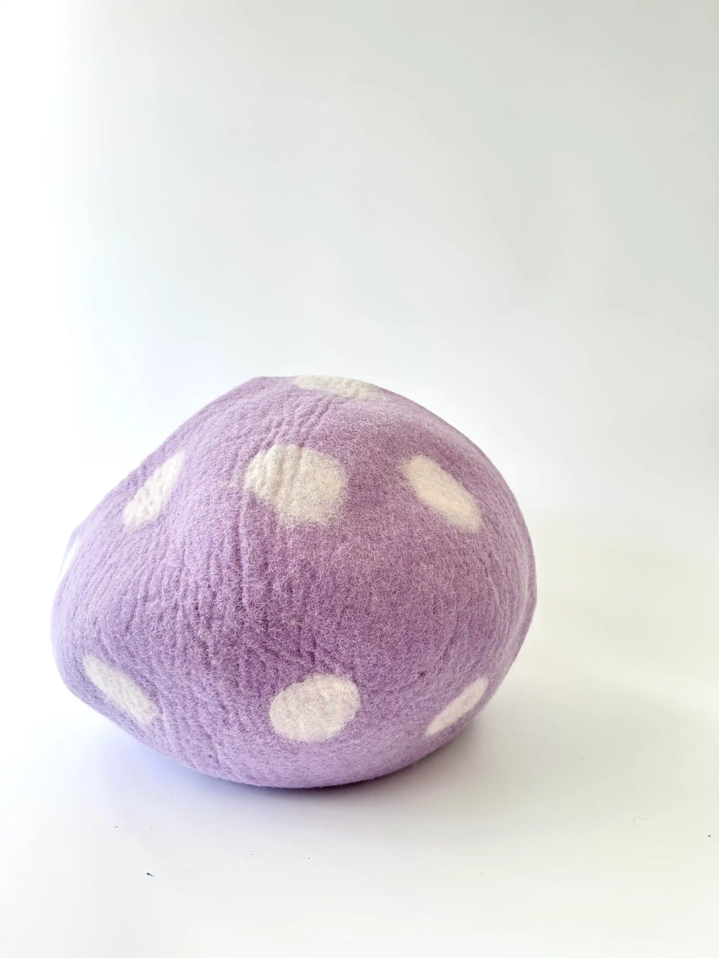 Taro Bobo | Natural Wool Felt Cat Cave